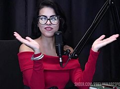 布鲁娜·费拉里与比亚热辣播客2透视红装群聊！