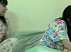 hey, kiss me deeper! veruca james and violet starr get wild. 😘