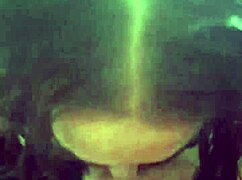 mi vecina se pone cachonda y me hace una mamada