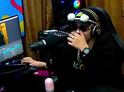 i love how didy reis shows her tits during the podcast and rui licks them