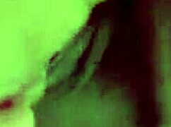 卧槽！小偷闯网红家狂舔骚逼不手软