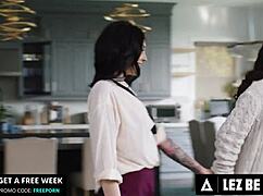 charlotte sins feels the passion as sinn sage rails her