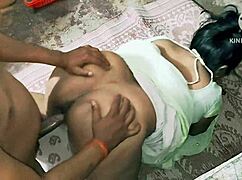 Indian bhabhi fucks boys with toys 😏