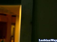 les babe facesitting while femdom watches 😈