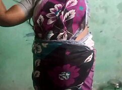 hey aunty, why wash that sexy dress in the bathroom like this?