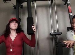 Teen 18+ babysitter Zaylen Skye swaps cum after wild 1on1! 😜