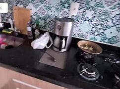 Amberzinha debuts in new apartment