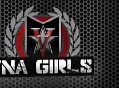 肯德拉·科尔狗爬式后喷亚历克斯·传奇好多精液