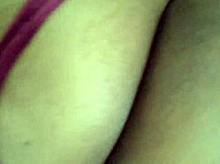 i can't believe my bisexual stepmom fingers herself so good