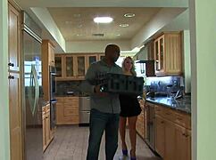 cheating milf housewife fucks big black cock 😏