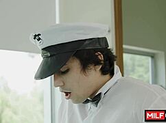 i seduce my friend with big naturals in the bathtub