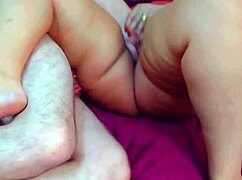 Married woman cums with lover