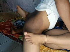 gav ki rasili bhabhi ki khatiye par chudai