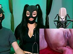 看这骚屄喷气合集妹子们反应超爆笑！