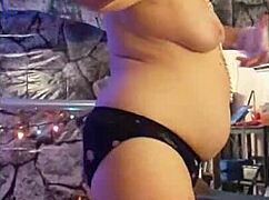 Hotwife Steffi April One Five Sways Pussy in Dirty Dance