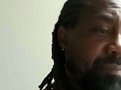 印度书呆子女醒来全裸诱惑