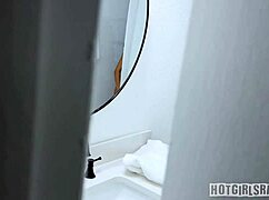 last time fucking my stepsis in the bath