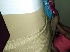 冰冷辣妻猛用假屌干老公