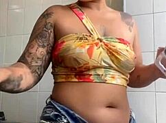 直播拉开拉链秀骚逼超想被干