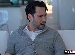 大学生Madi Collins求精，传教士深喉口爆