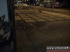 多毛十八岁妹子首次绑缚支配足交被操