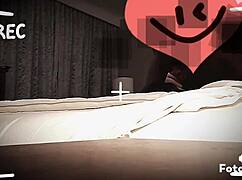 雪兔女王27双性恋黑白三人行口交