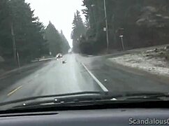 teen hottie masturbates in car