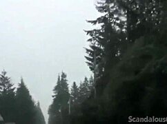 teen hottie masturbates in car