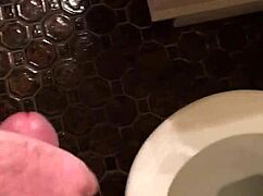 Watch This Guy Masturbating His Huge Monster Cock!