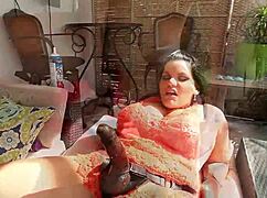 Blonde nina kayy performs a sensual grind