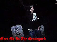 视频里大奶大屁股狂摇