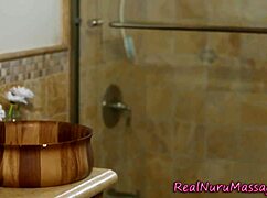 Eating Out Nuru Masseuse