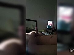 Provoquei Com Vídeo Quente Meu Meio-Irmão E Vi Ele Tocando Uma Punheta Pra Mim Sou Muito Safada Ainda Vou Dar Pra Ele