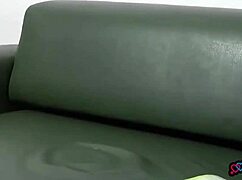 Coroa novinha e o namorado das 2