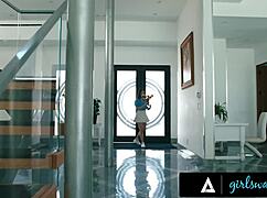 Nearsighted MILF Lexi Luna Mistakes Stepbae Hailey Rose for Lover in Wild Scissoring