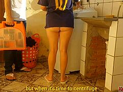 Dona de casa casada pays washing machine tech with her pussy