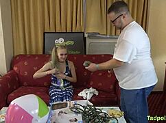 Luna Lips Pregnant in Gangbang with Many Horny Cocks?