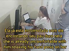 Lonely Novinha Gets Cum on Ass from Horny Repairman
