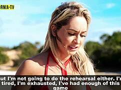 A Loirinha Ficou Molhadinha De Tesão