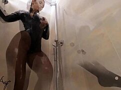 watch deine herrin tease in a latex body and nylon stockings during shower