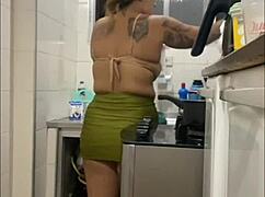 Feeding husband well, then he eats my pussy.