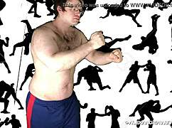 搏斗之夜让我震惊... 亚历山德里亚·吴和克利福德·布莱恩特激烈摔跤，你知道吗？