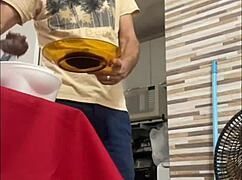 Feeding husband well, then he eats my pussy.