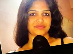 I'm doing a cum tribute for my sexy Indian aunty with her big cock in mind