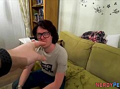 NEWBIE Gets EATEN OUT by Leeds NERD in First Time Facial!