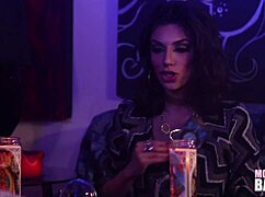 Gia Visits Darcie For Pussy Licking And Fingering