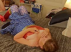 美国奶奶爱国舔棒舔屌狂射精