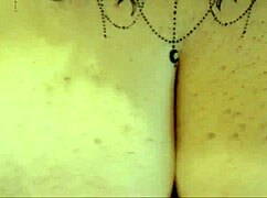 爱意大利大奶怪物鸡巴自然奶颜射纹身骚货