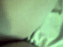 法国巨乳熟女老公上班狠操继子