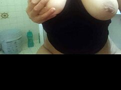 Leslie's naughty girl enjoys teaching explicit sex lessons